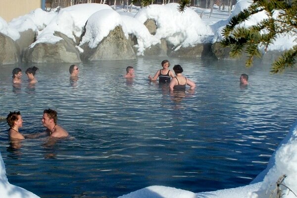 Купание в радоновых водах